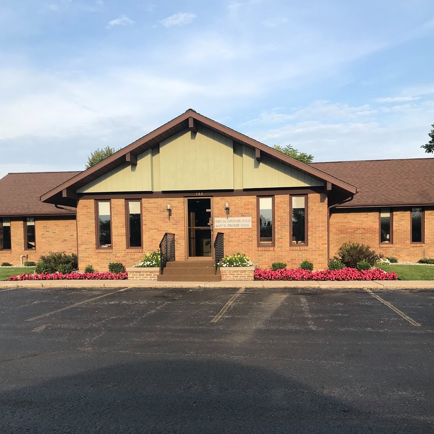 Churchgrove Dental Associates in Frankenmuth
