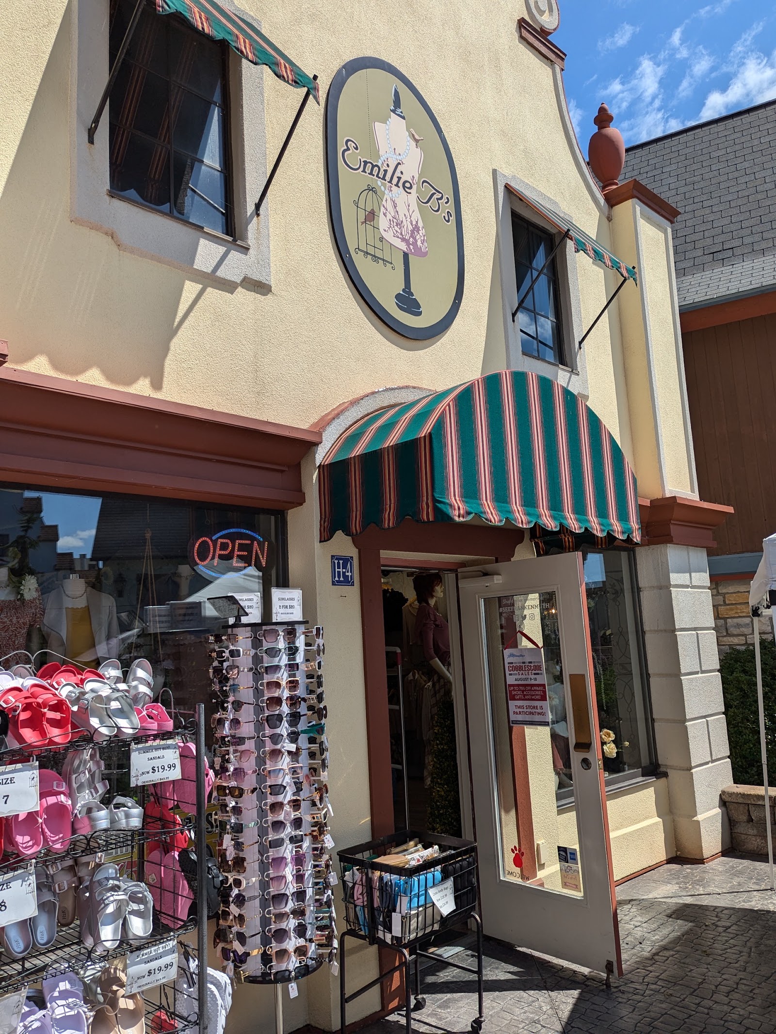 Frankenmuth Vintage and Boutique Shopping
