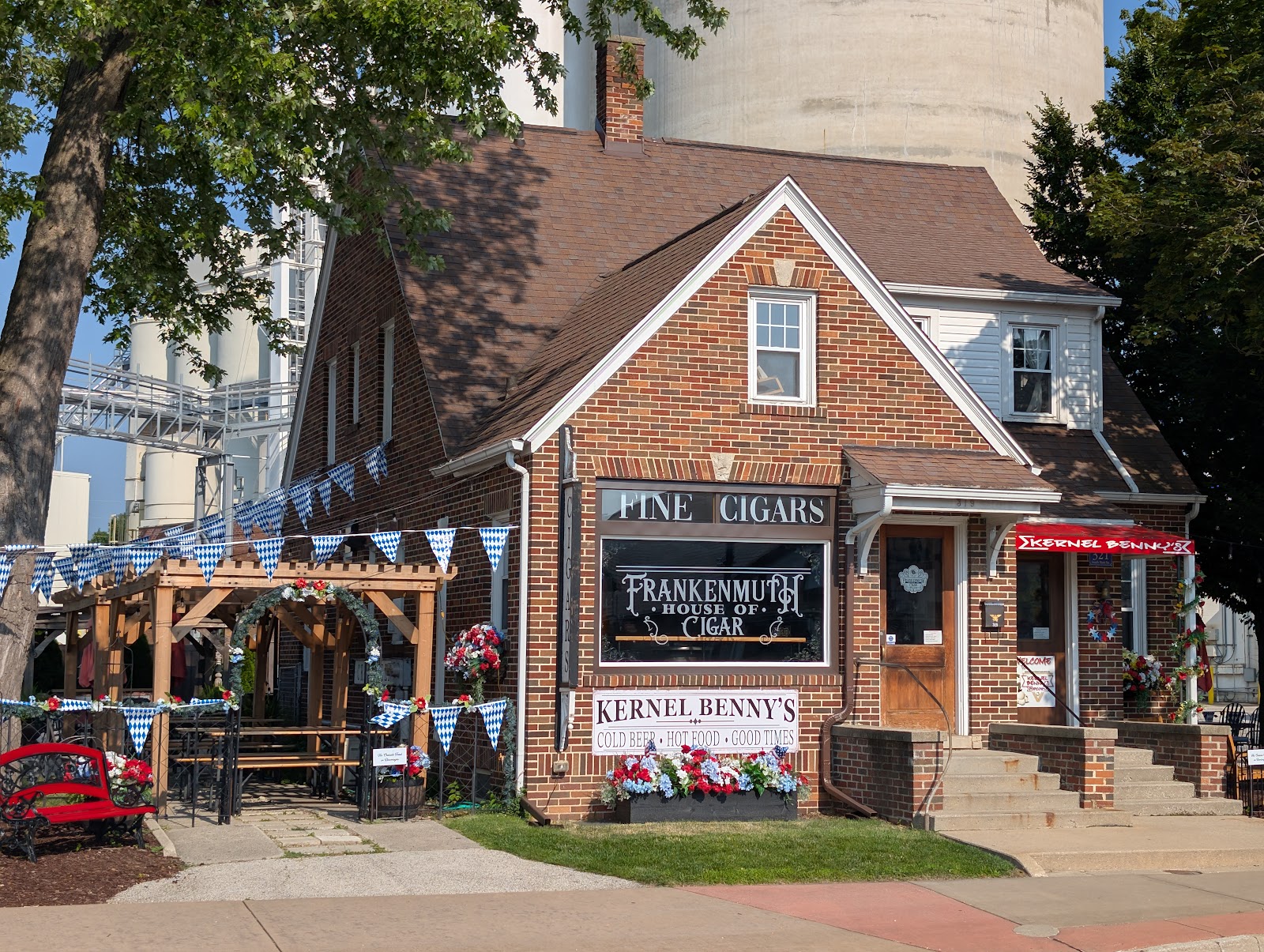 Coffee and a Quick Bite in Frankenmuth