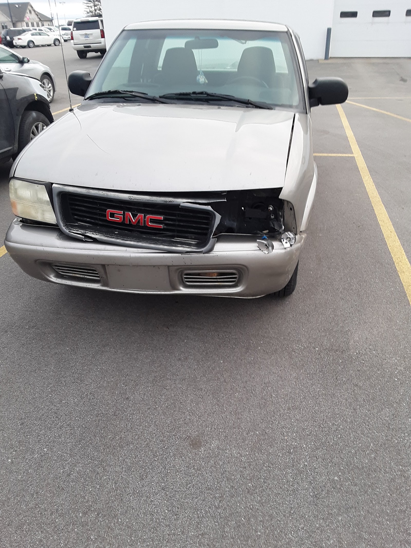Mike Young Collision Center — photo